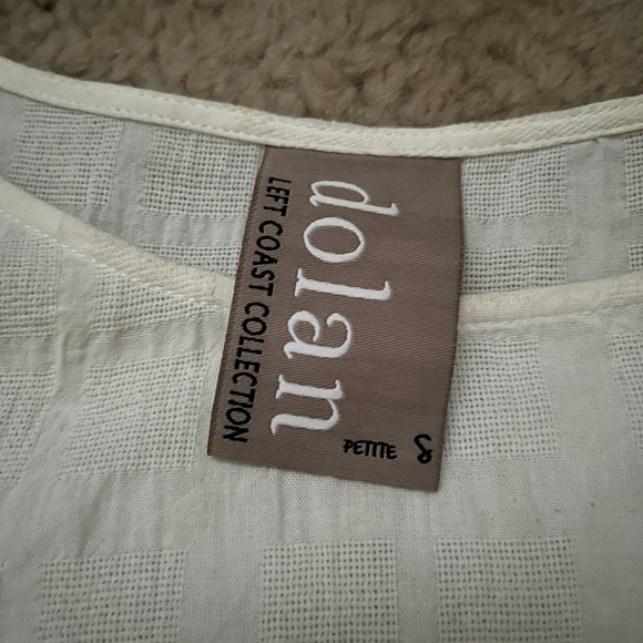 White Flowy Top - Picture 2 of 6